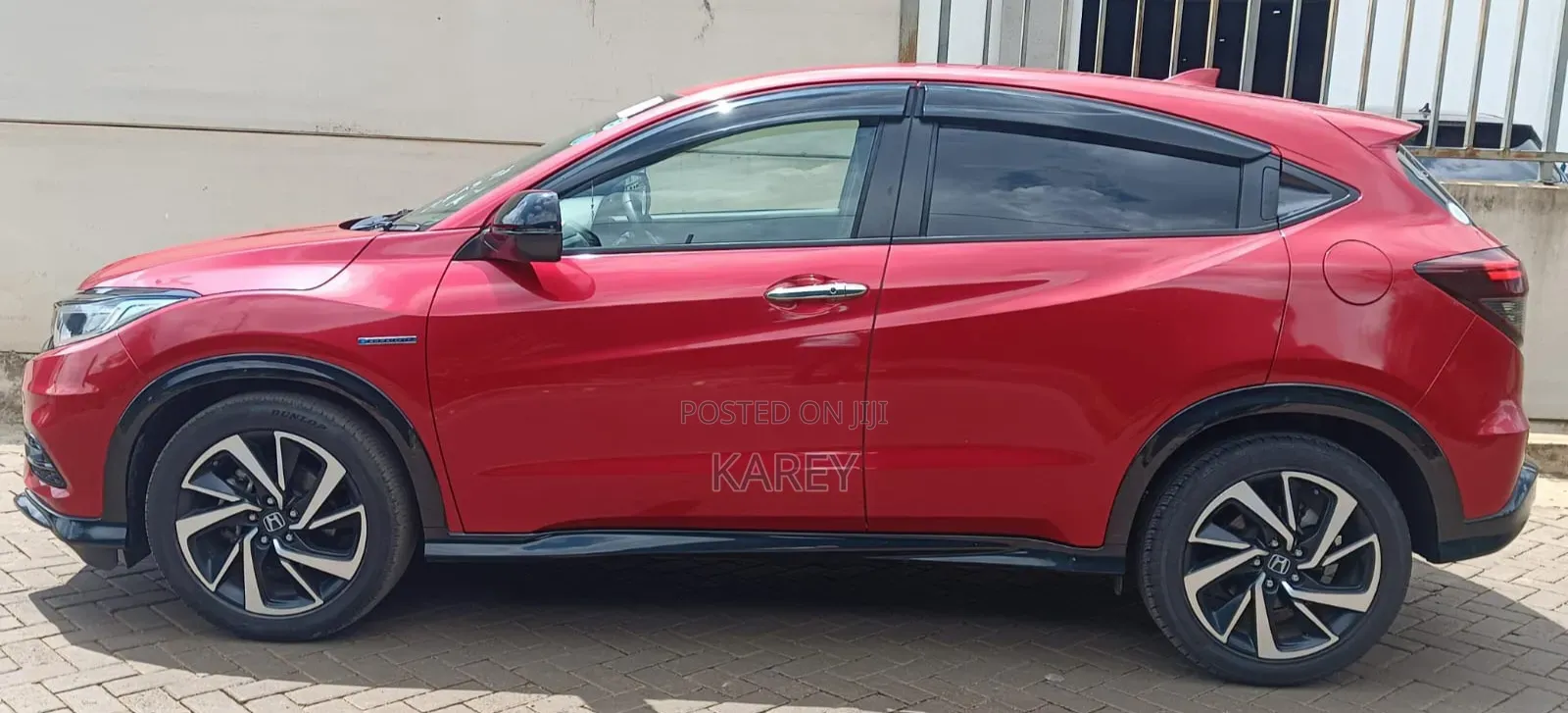 Honda Vezel 2018 Red