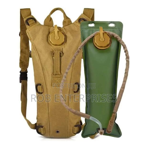 Tactical Hydration Backpack - thumbnail 2