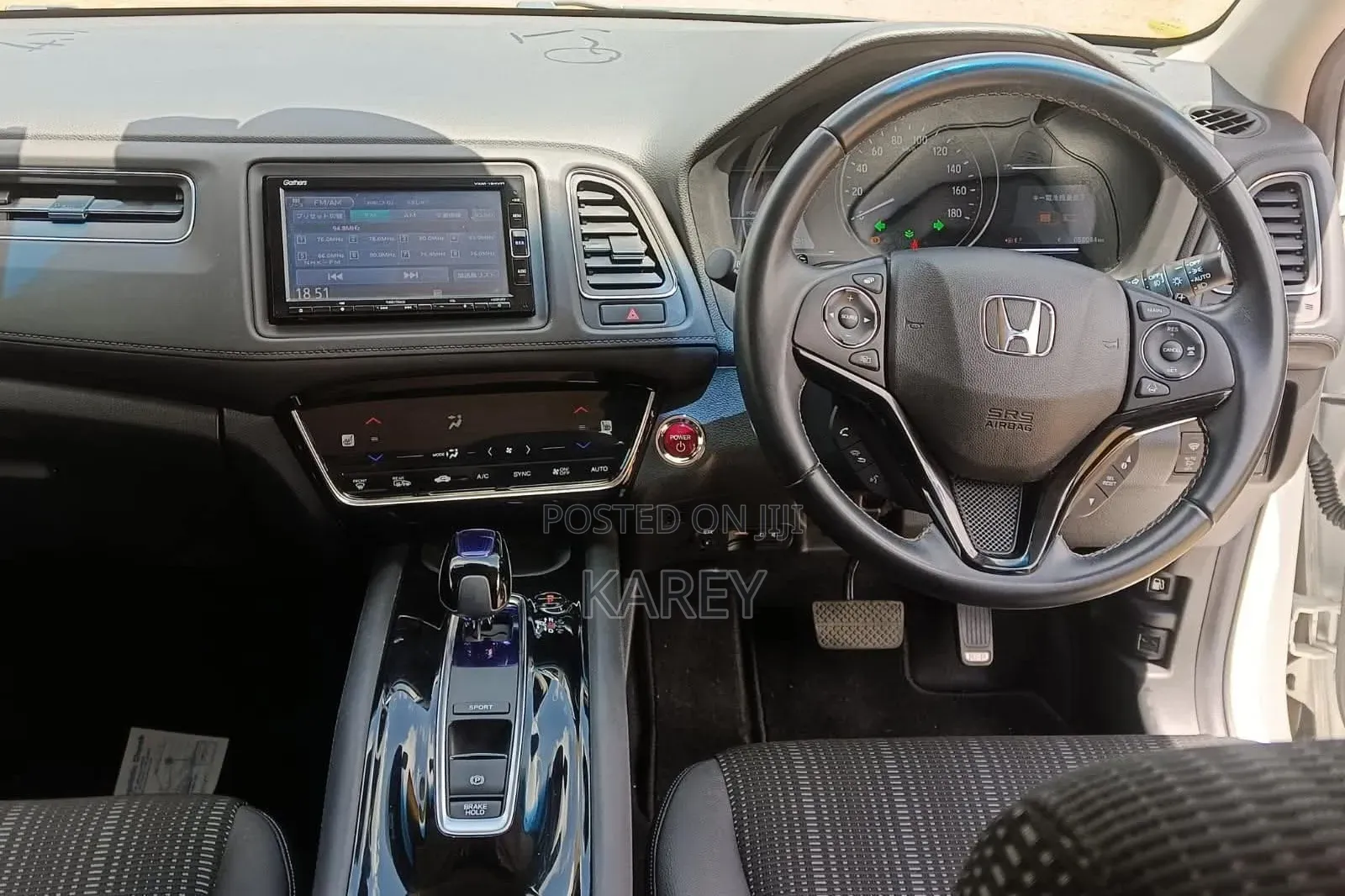 Honda Vezel 2018 White