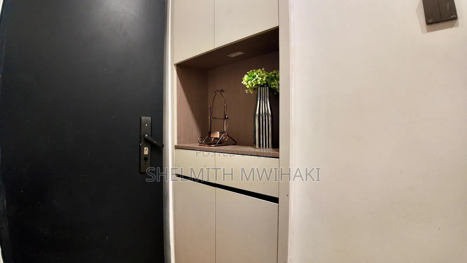 Studio Apartment in Roysambu for sale