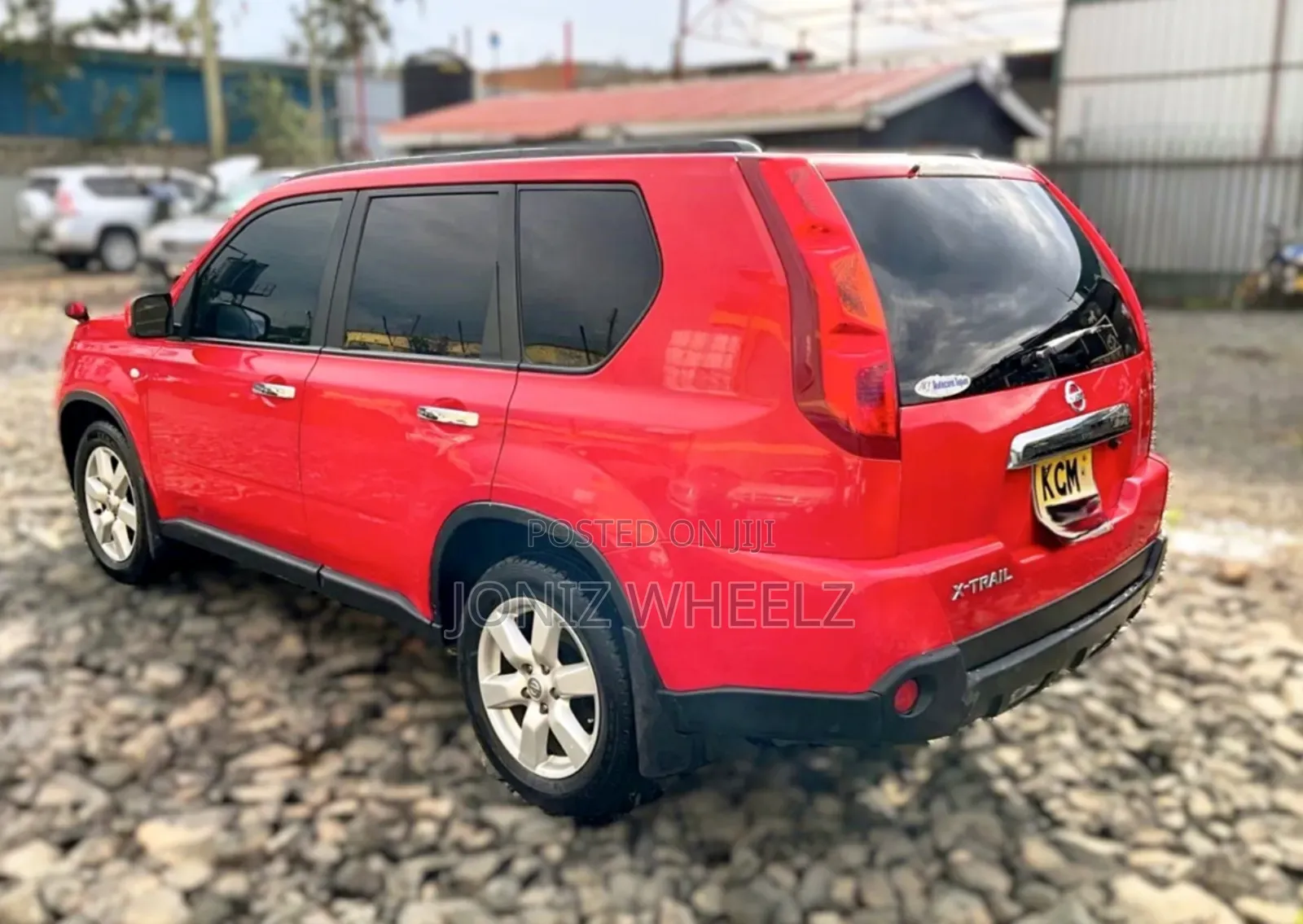 Nissan X-Trail 2.0 Petrol XE 2010 Red