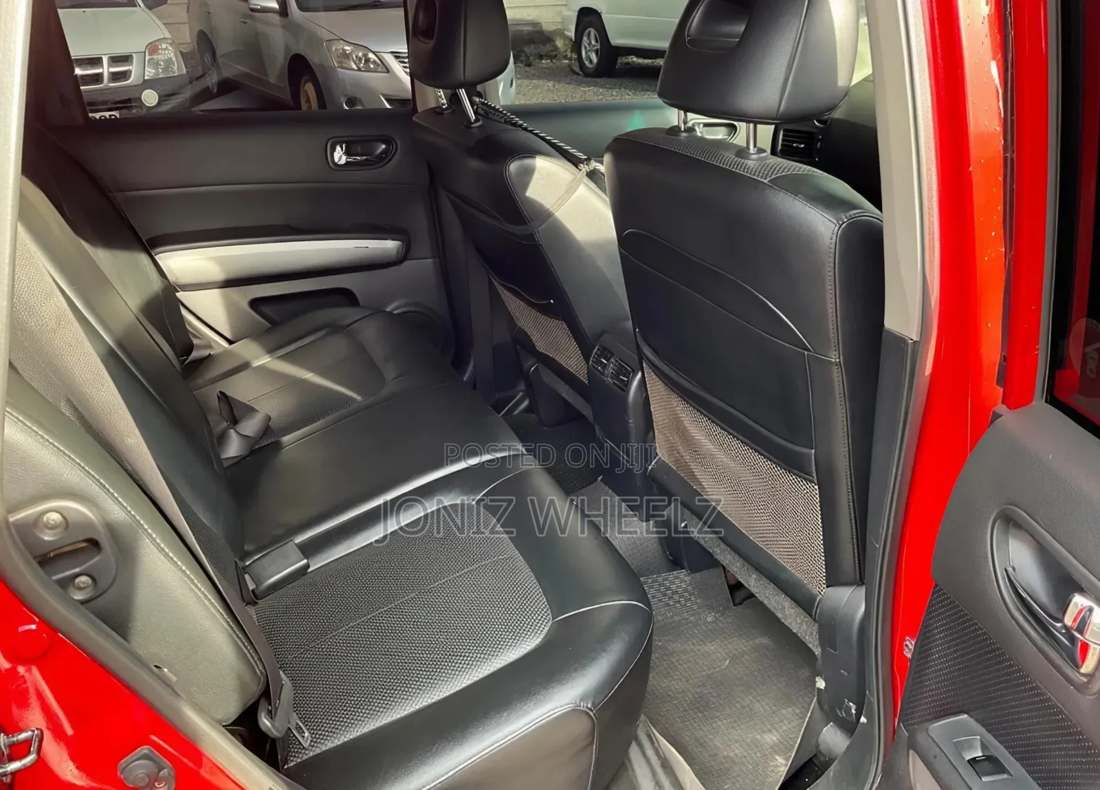 Nissan X-Trail 2.0 Petrol XE 2010 Red
