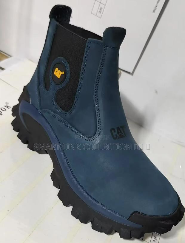 Cat Unlaced Boots - main view