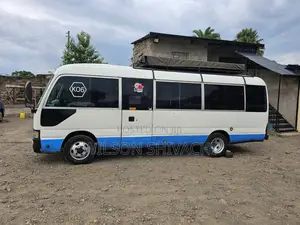 Toyota Coaster 2006 White