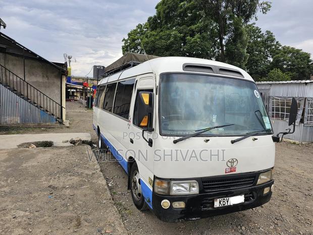 Toyota Coaster 2006 White