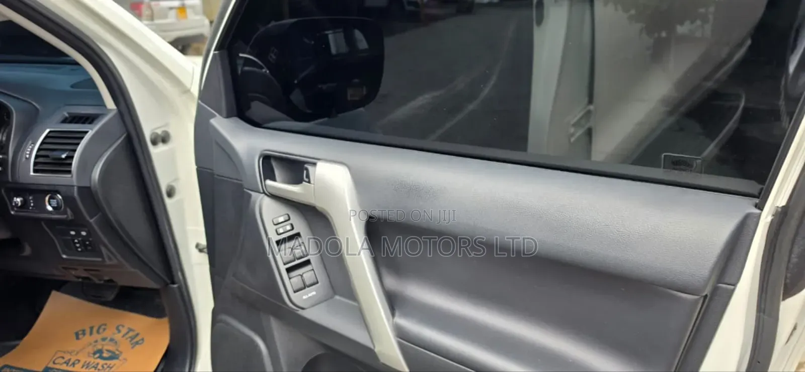 Toyota Land Cruiser Prado 2.7 2021 White