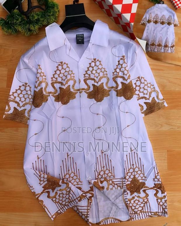 Mens and Women's Clothes - thumbnail 10
