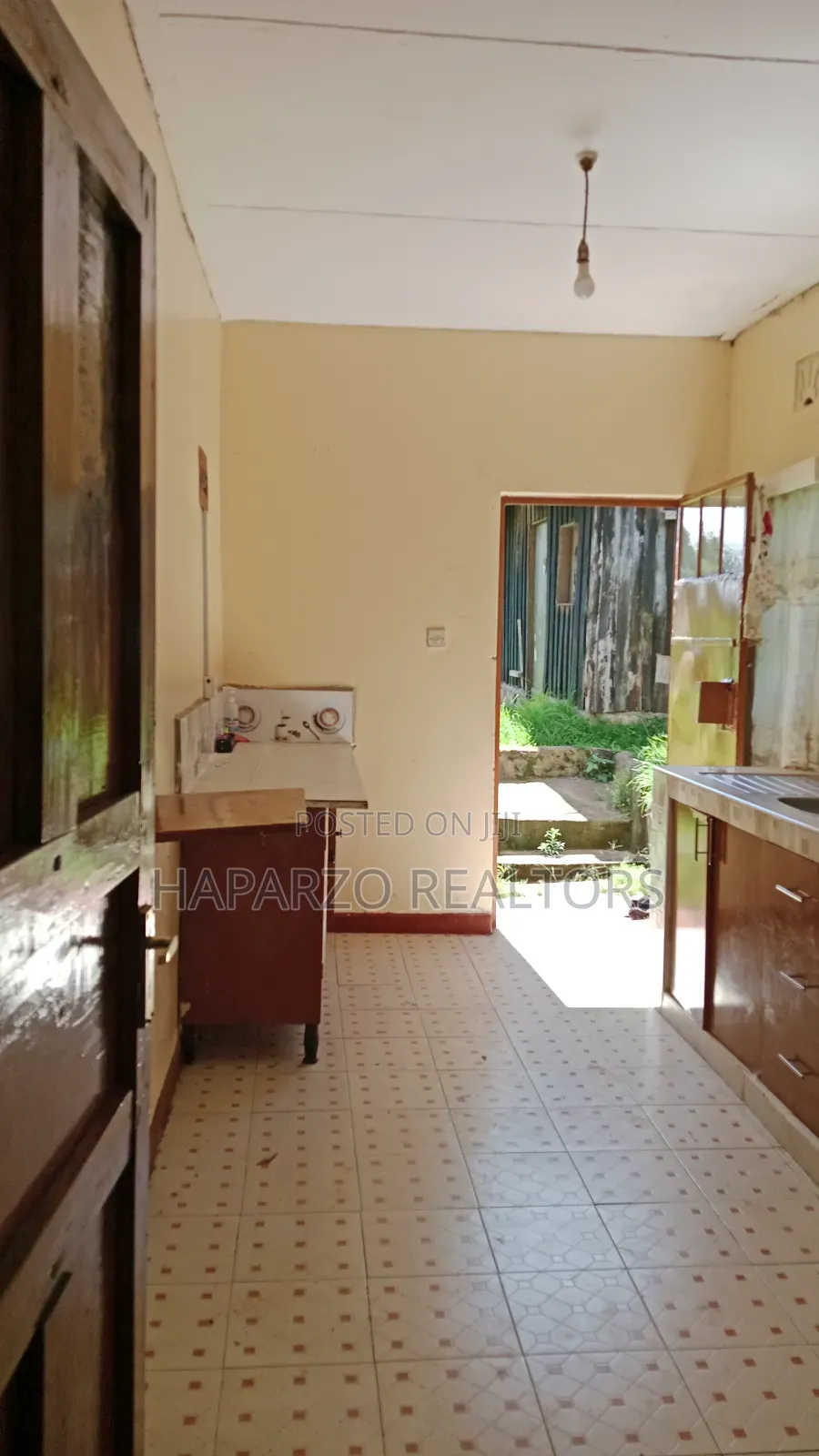 2bdrm Farm House in Lari/Kirenga for rent