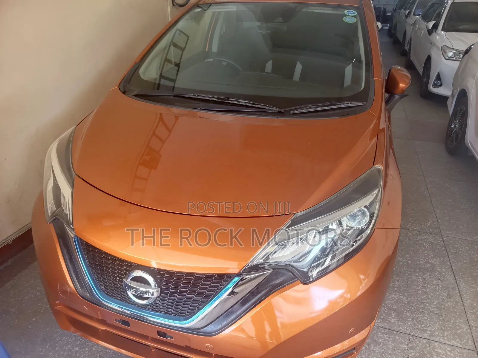 Nissan Note 2018 Orange