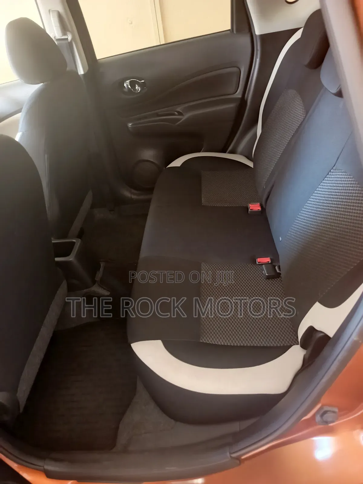 Nissan Note 2018 Orange