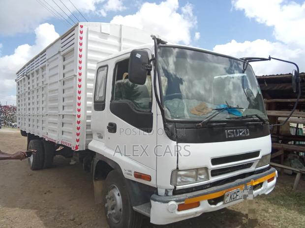 Isuzu FRR Lorry - thumbnail 2