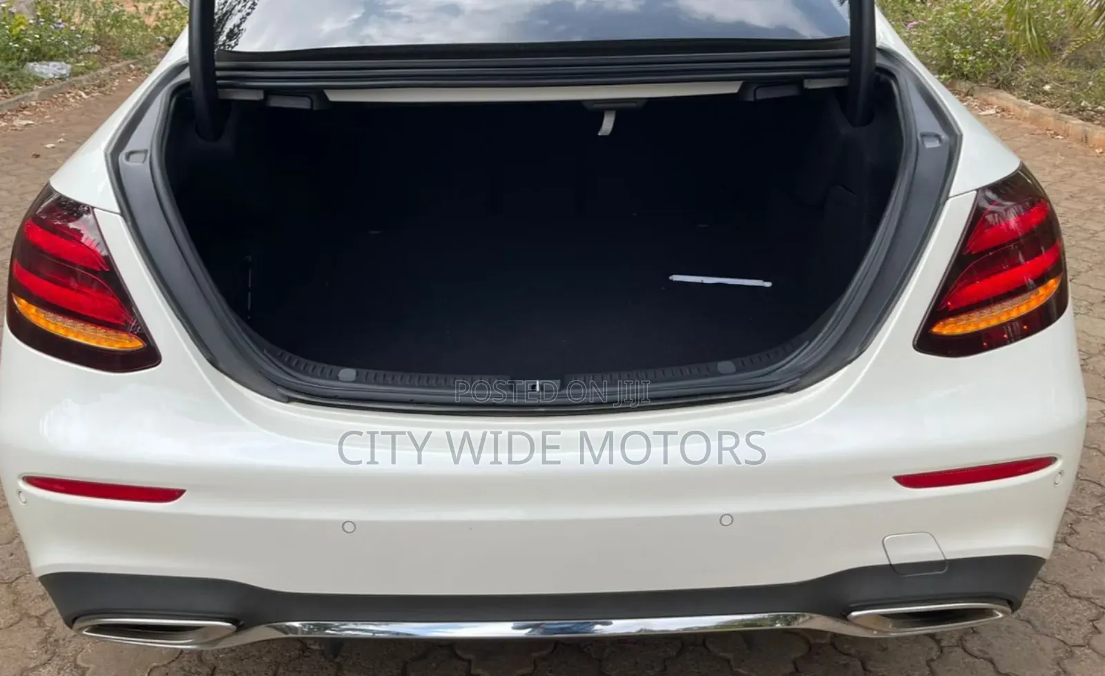 Mercedes-Benz E200 2017 White