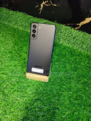 New Samsung Galaxy S21+ 5G 128 GB Black