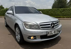 Mercedes-Benz C200 2010 Silver