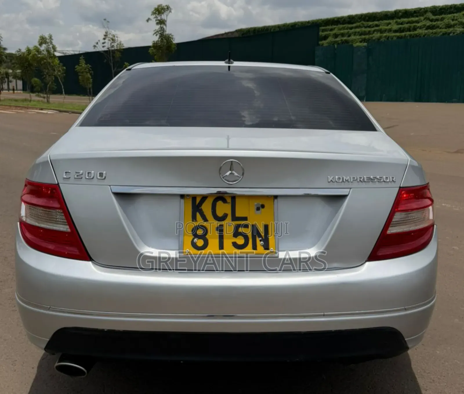 Mercedes-Benz C200 2010 Silver