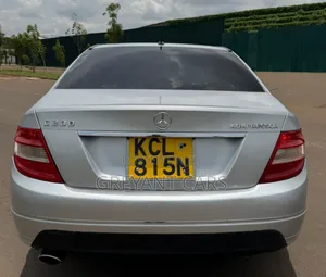 Mercedes-Benz C200 2010 Silver