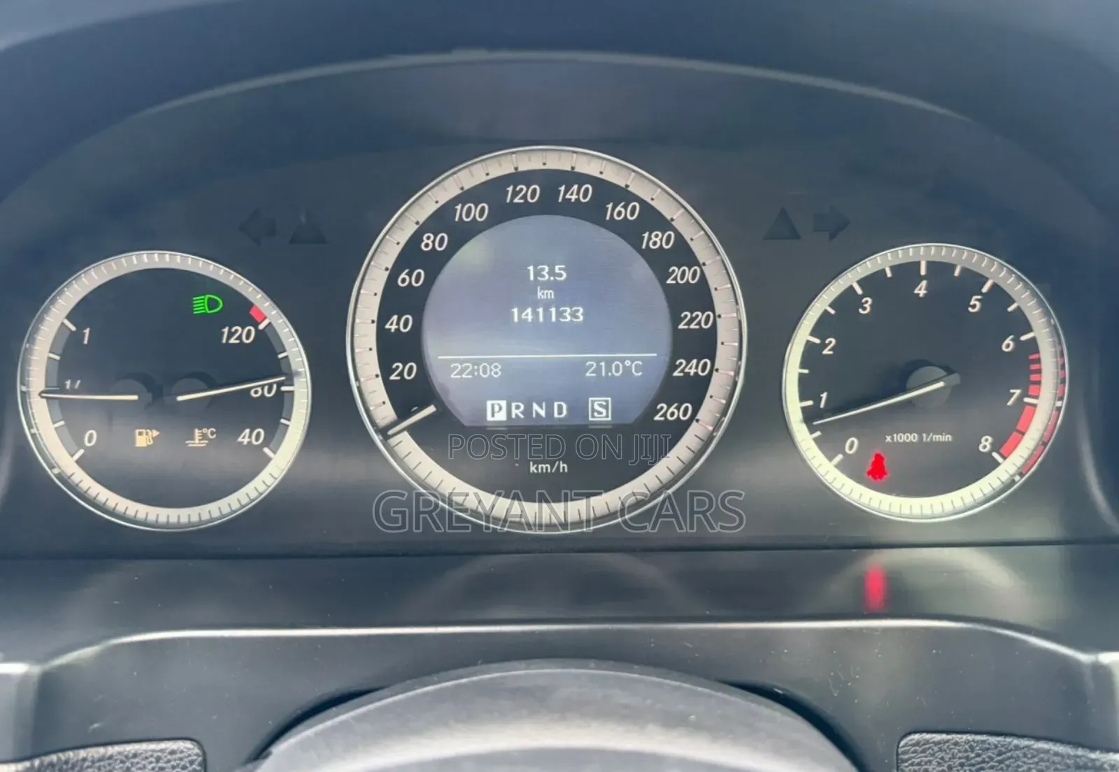 Mercedes-Benz C200 2010 Silver