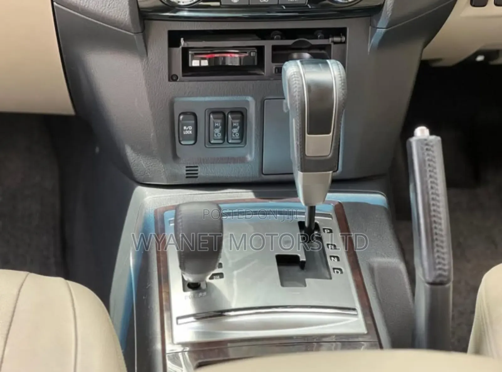 Mitsubishi Pajero Exceed 2019 White