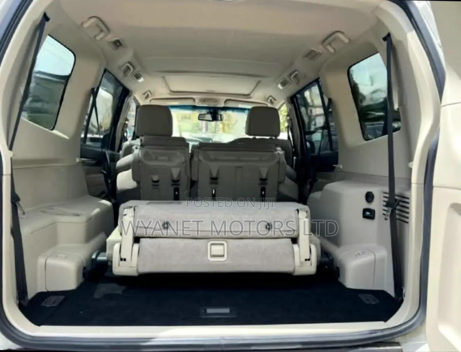 Mitsubishi Pajero Exceed 2019 White