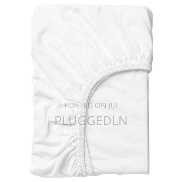 Fitted Bedsheet Stripped -Size 6×7