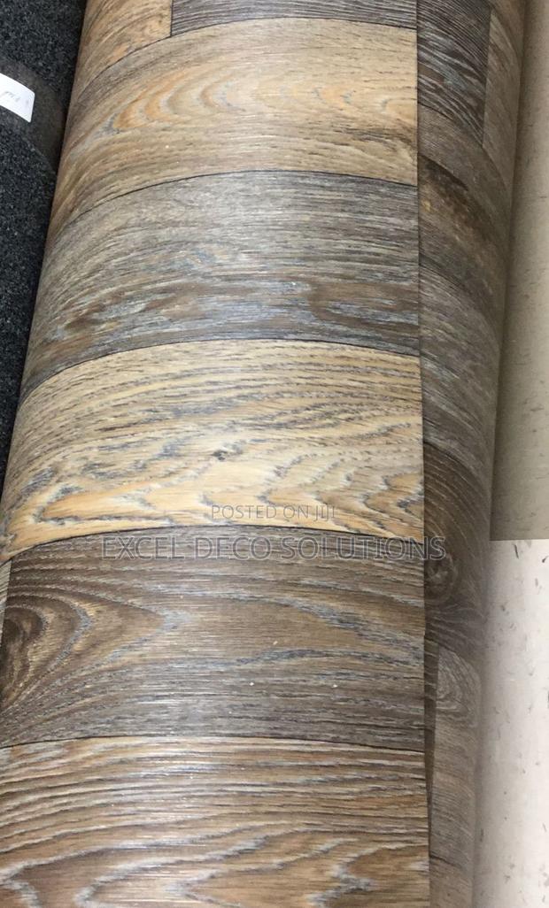 Mkeka Wa Mbao Vinyl Flooring for Modern Home and Office Interiors