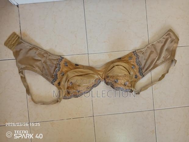 Golden Bra - thumbnail 3