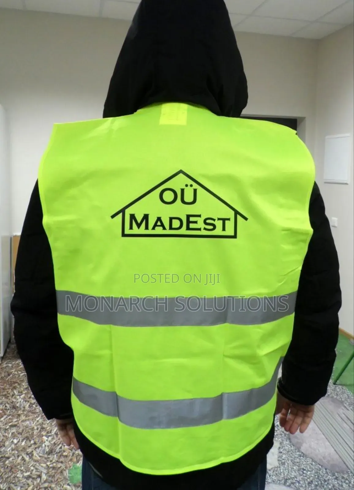 Green Construction Vests. Reflector