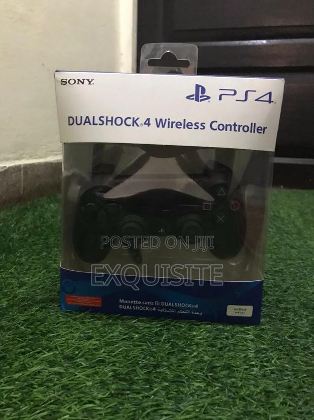 Quick Sale Playstation 4 Slim - thumbnail 4