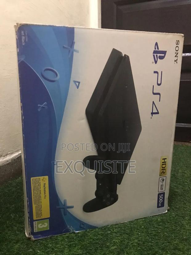 Quick Sale Playstation 4 Slim - thumbnail 2