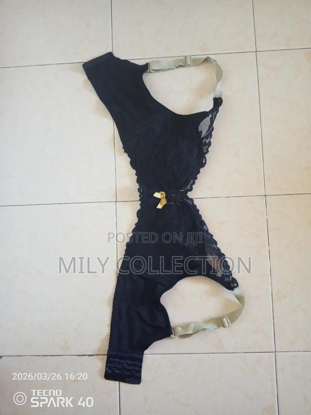 Quality Black Bra - thumbnail 3