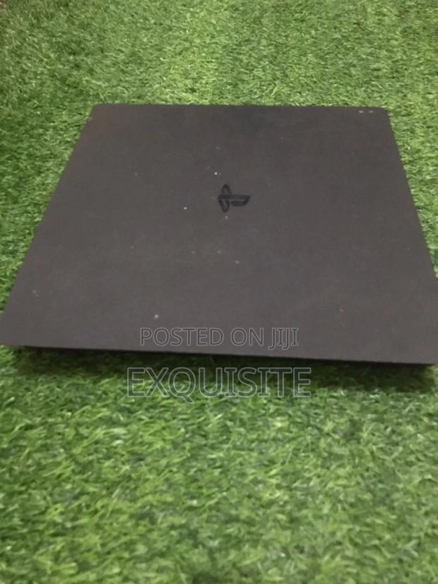 Quick Sale Playstation 4 Slim - thumbnail 3