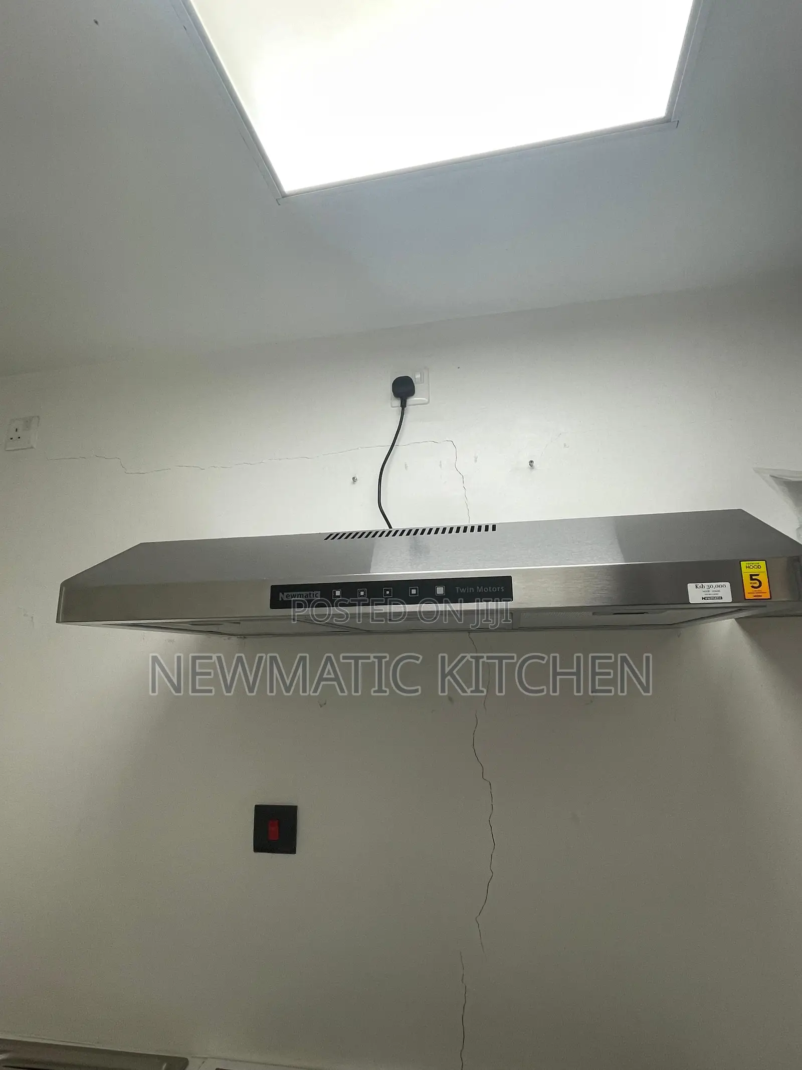 Newmatic Under-Cabinet 90cm Kitchen Range Hood