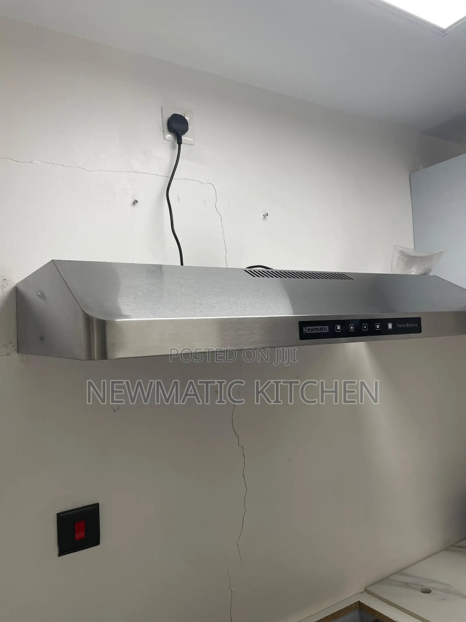 Newmatic Under-Cabinet 90cm Kitchen Range Hood