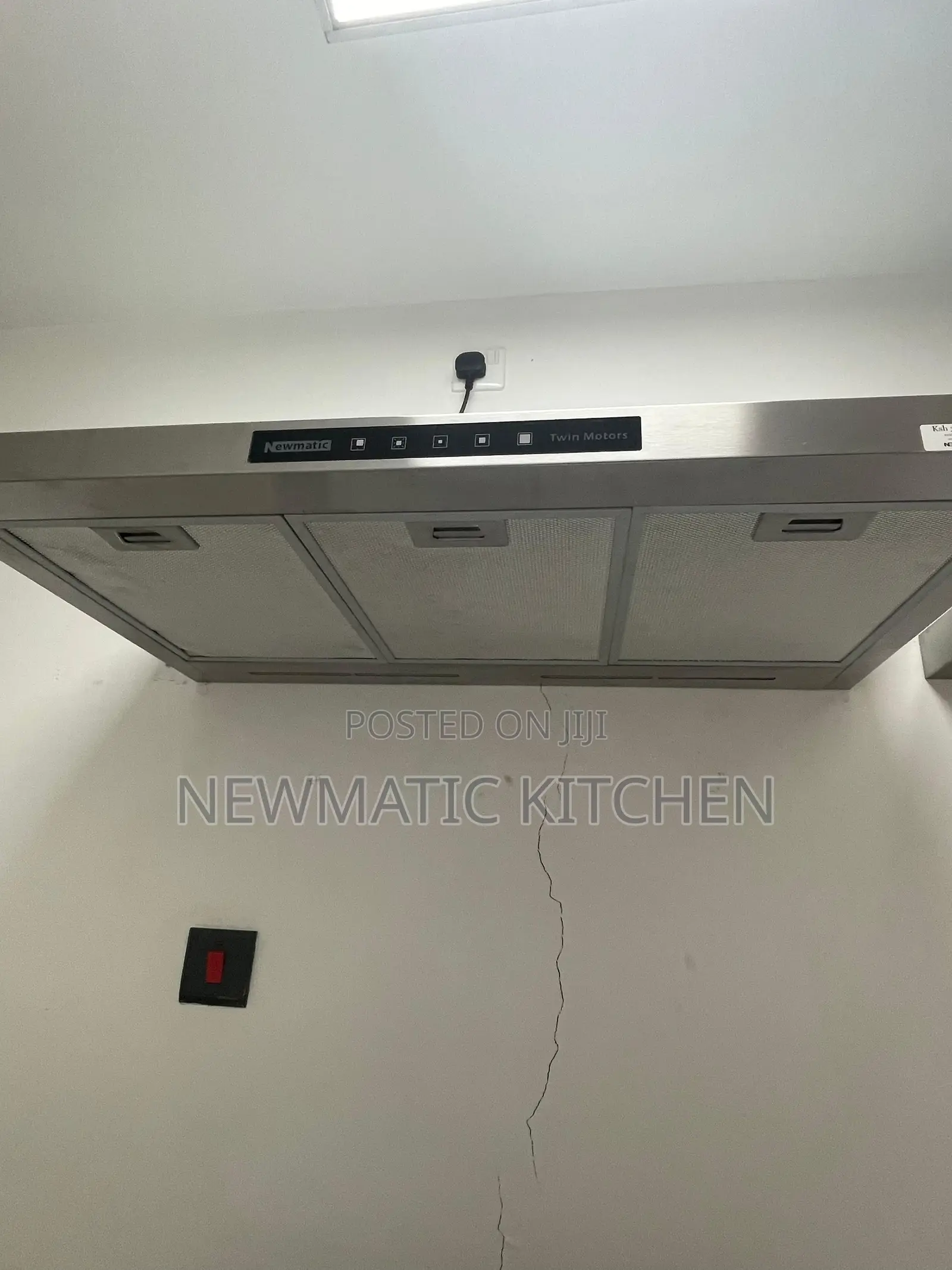 Newmatic Under-Cabinet 90cm Kitchen Range Hood
