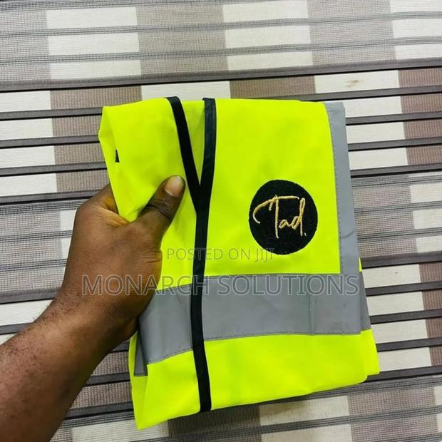 Reflector Vest With Nocut - main view