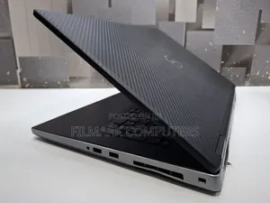 Laptop Dell Precision 7730 32GB Intel Xeon SSD 512GB