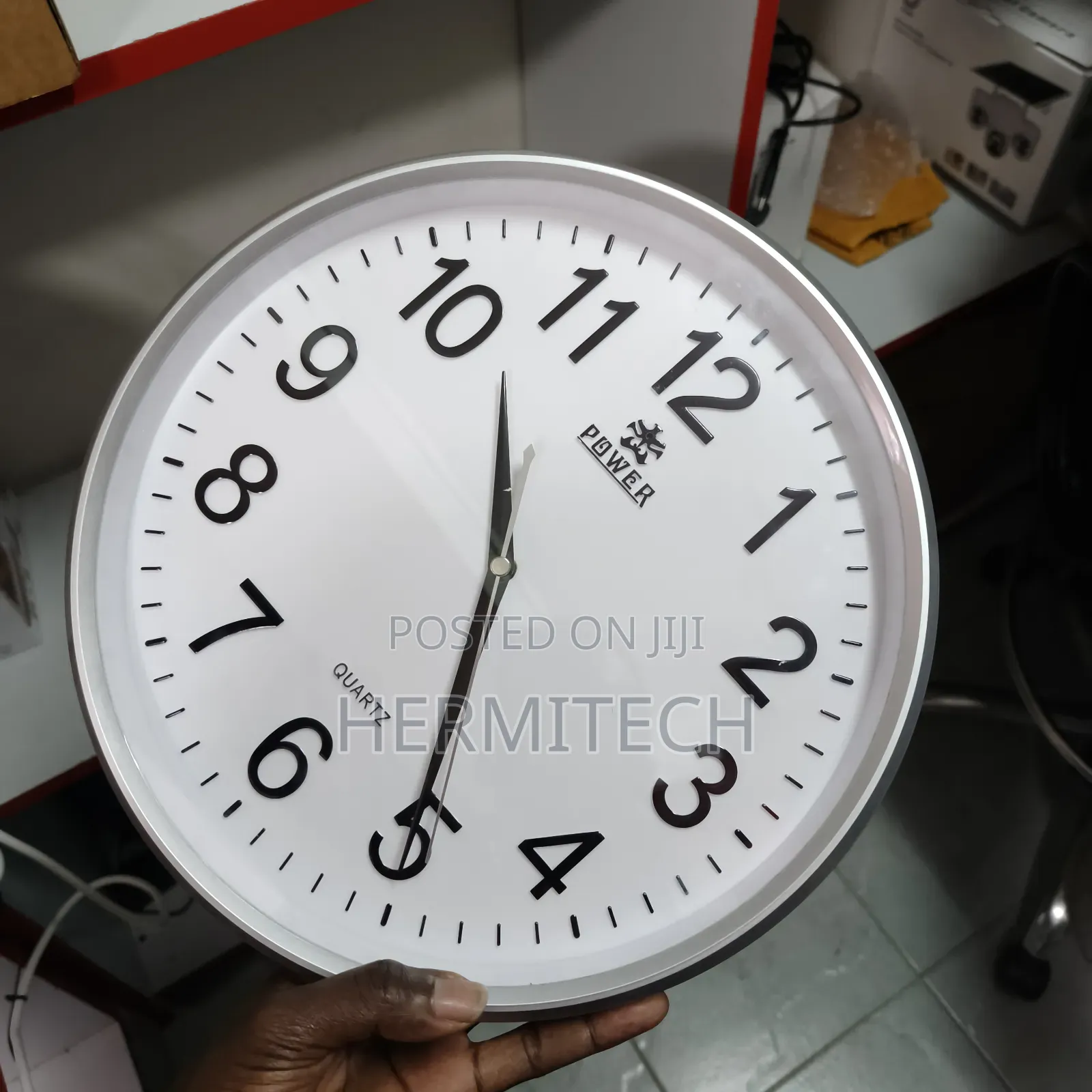 Spy Camera Wall Clock CCTV Surveillance Camera