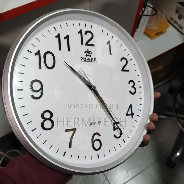 Spy Camera Wall Clock CCTV Surveillance Camera - thumbnail 3