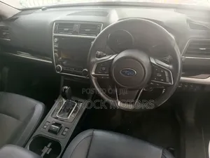 Subaru Outback 2018 Green