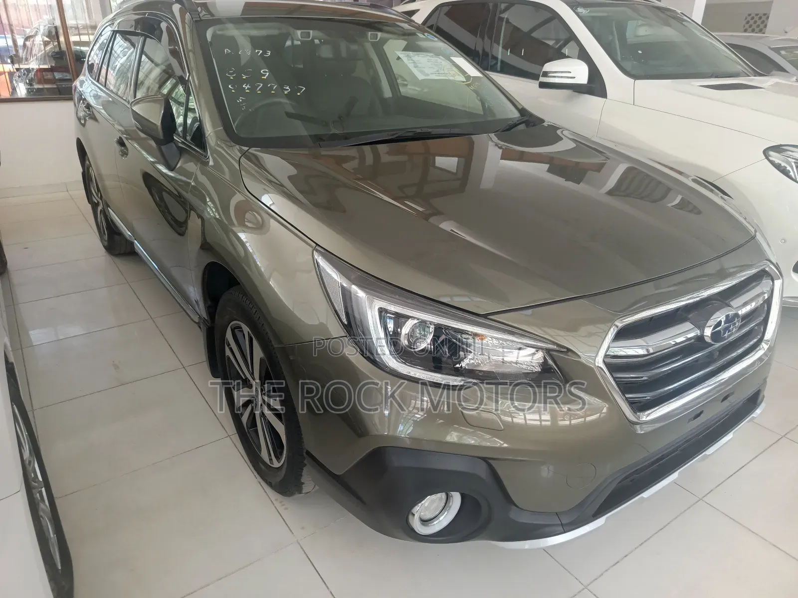 Subaru Outback 2018 Green