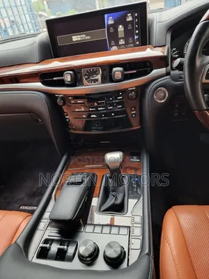 Lexus LX 2018 Black