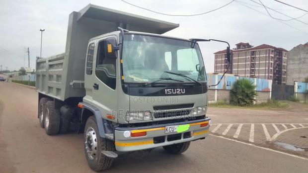 Quick Sale! Isuzu FVZ Tipper Kcu 10 Wheeler. - main view