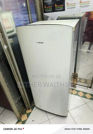 Pure Whitesamsung Single Door Fridge 200 Litres - thumbnail 2