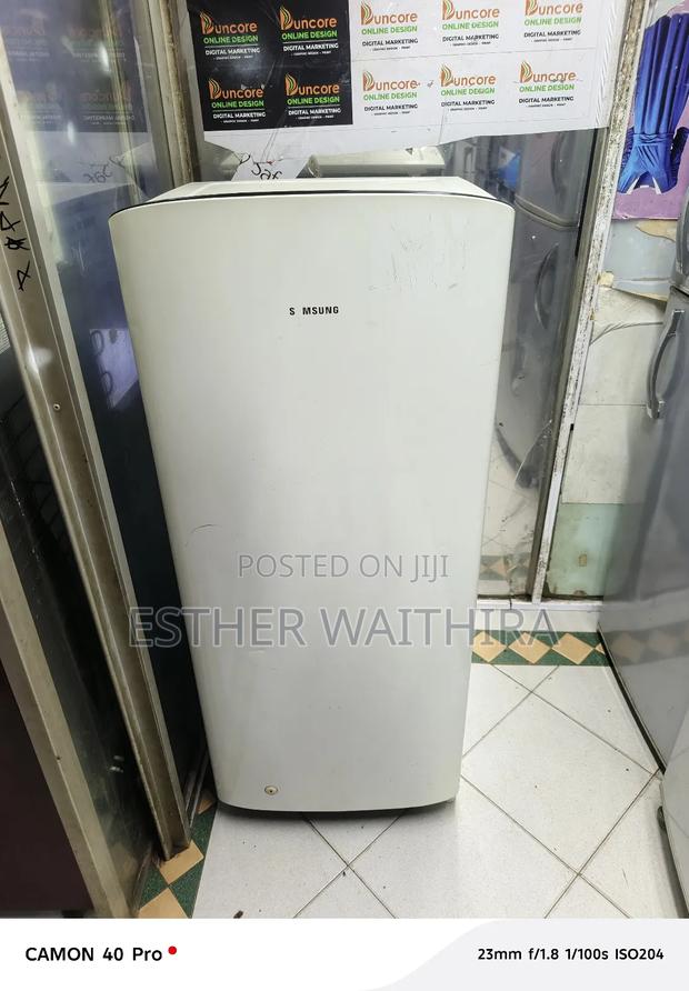 Pure Whitesamsung Single Door Fridge 200 Litres - thumbnail 3