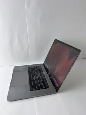 Laptop Apple MacBook 2019 32GB Intel Core i9 SSD 2T
