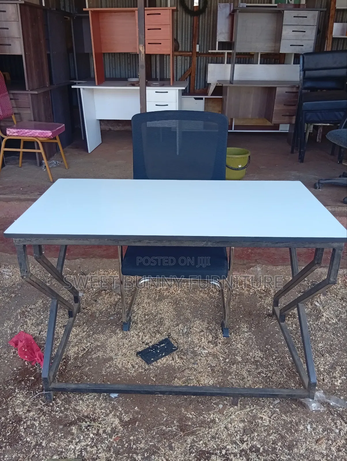 Ergonomic Study Table