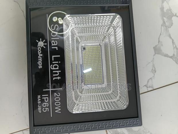 200w Solar Floodlight - thumbnail 2