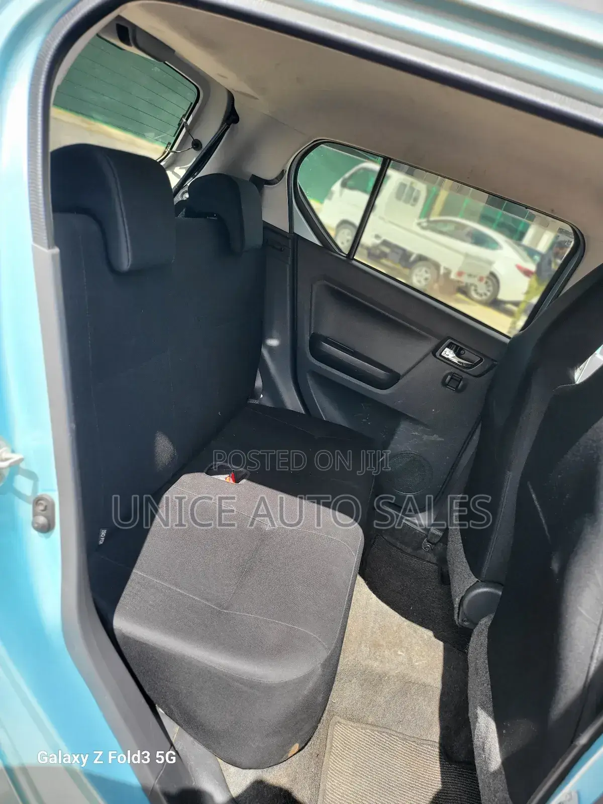 Daihatsu Mira 2018 Blue