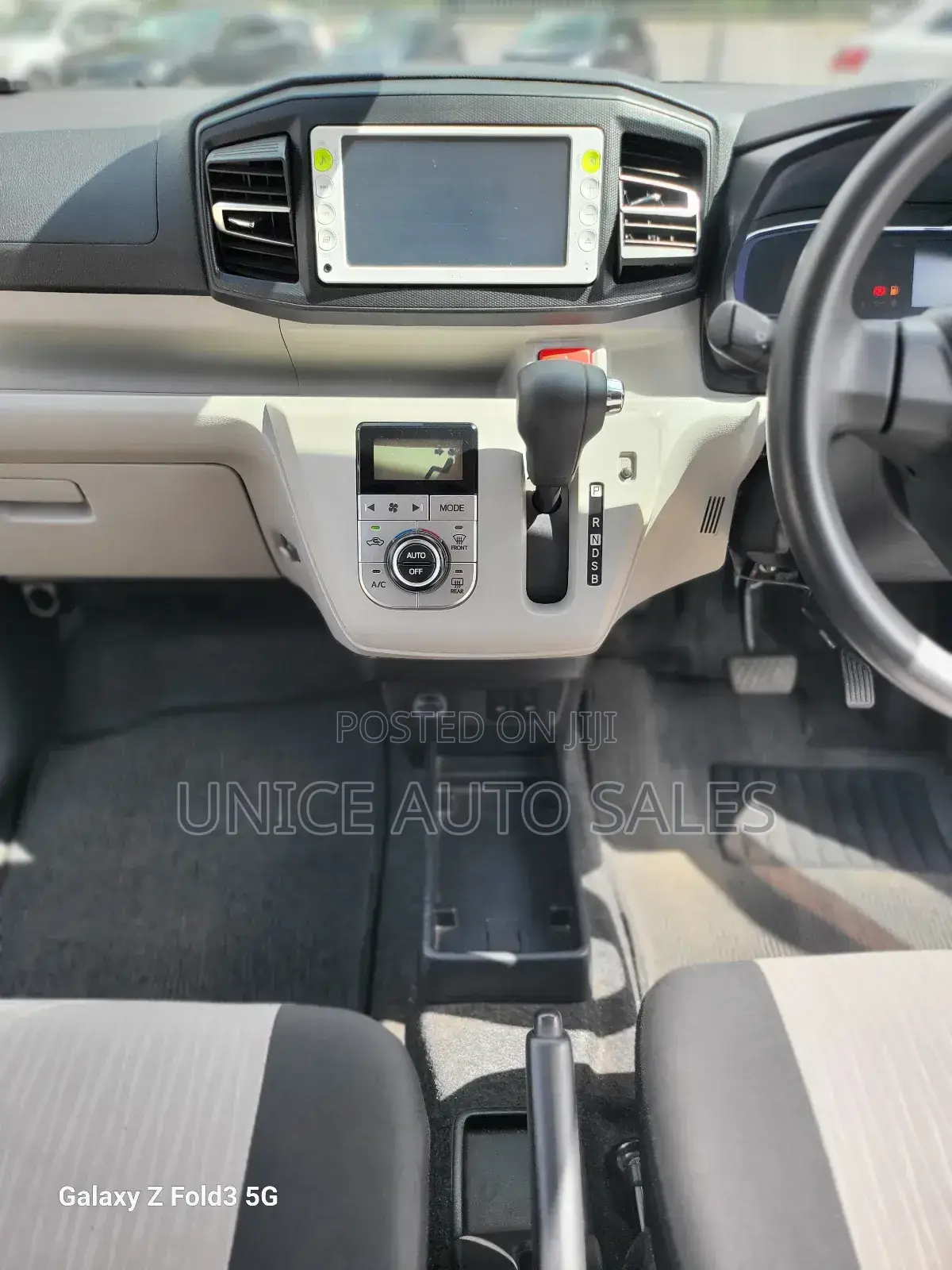 Daihatsu Mira 2018 Blue