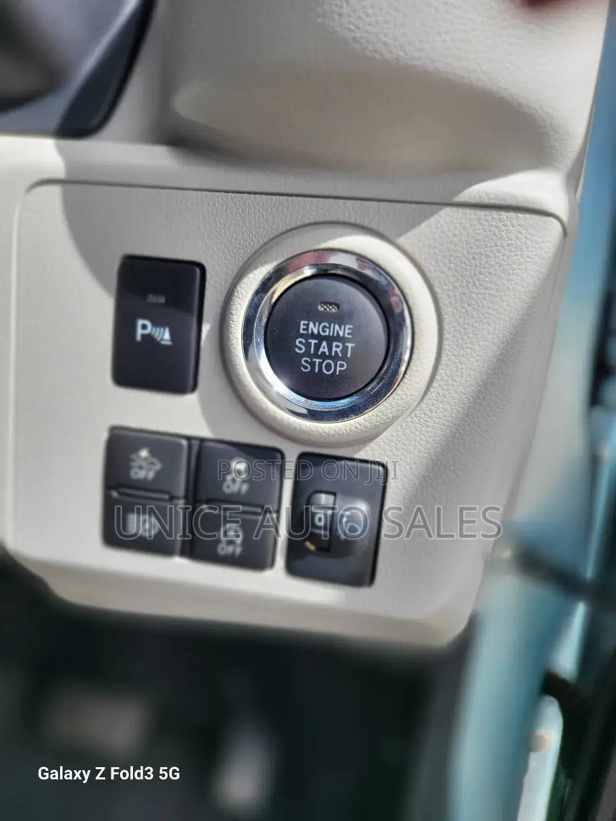 Daihatsu Mira 2018 Blue